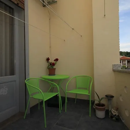 Apartment With A Parking Space - 7868